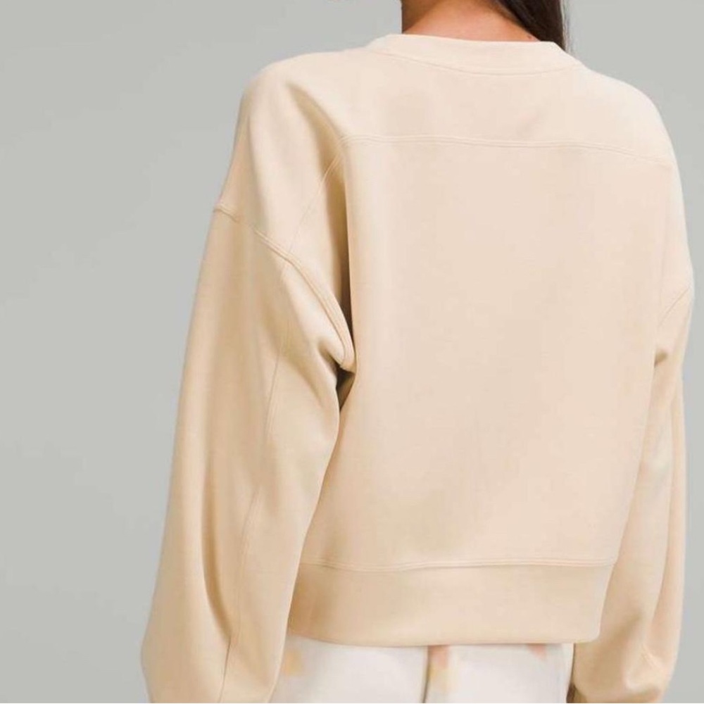 Lululemon (6) Soft yellow softstreme Oversized Sweatshirt